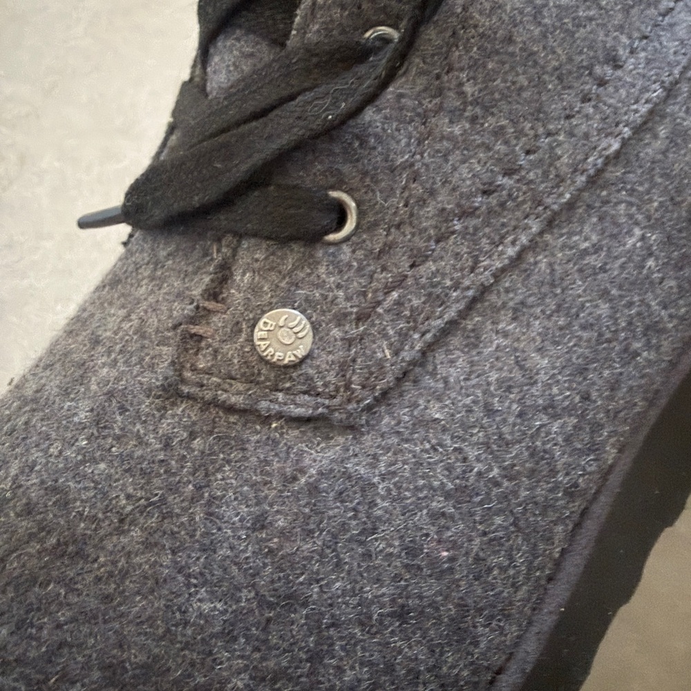 BearPaw Women's Gray Krista wool Boots - Picture 4 of 7